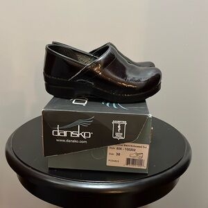 Dansko Professional Black Embossed Dot.  Size 38.